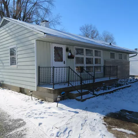 7855 E 49th St, Indianapolis, IN 46226