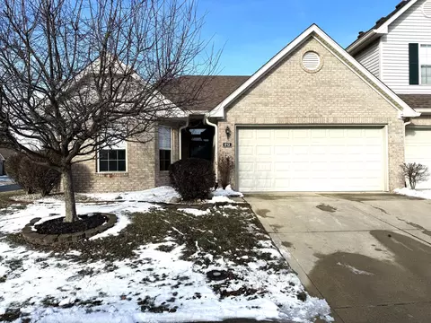 812 Jordan Dr, Greenwood, IN 46143