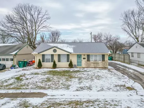 1566 Roberts Rd, Franklin, IN 46131