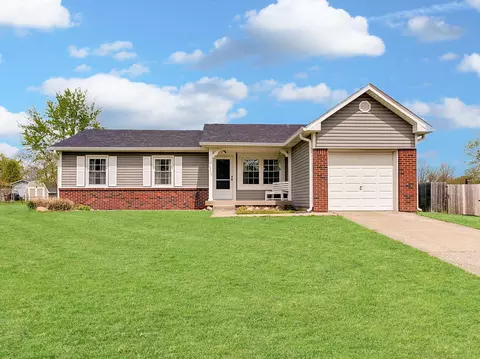 5706 Knoxville Dr, Indianapolis, IN 46221