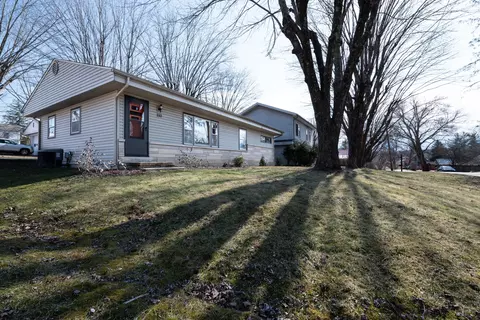 193 N Johnson St, Nashville, IN 47448