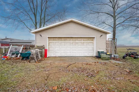 Exterior - 10029 S 400 E, Markleville, IN 46056 photo 9 of 13
