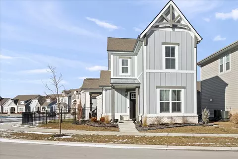 1908 Ponsonby Dr, Westfield, IN 46074