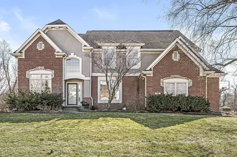 405 Shoemaker Dr, Carmel, IN 46032