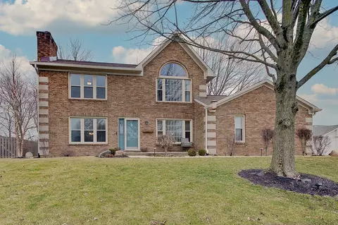 863 Bayside Dr, Greenwood, IN 46143