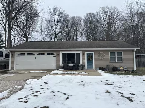 1130 Robb Hill Rd, Martinsville, IN 46151