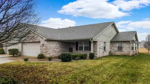 116 E Wind Chime Cir, Greenwood, IN 46143