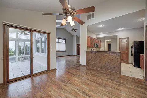 8669 Champions Dr, Indianapolis, IN 46256 photo 16