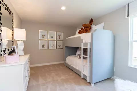 Bedroom - 8650 Lester Pl, Pendleton, IN 46064 photo 4 of 6