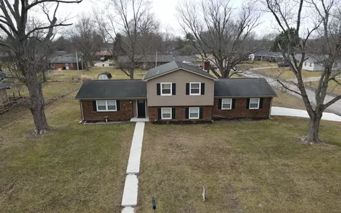 7698 Janean Dr, Brownsburg, IN 46112