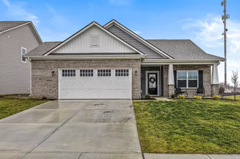 17945 Hawaii Ct, Westfield, IN 46074