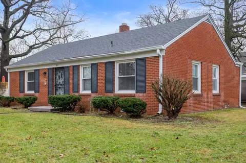921 W 7th St, Anderson, IN 46016