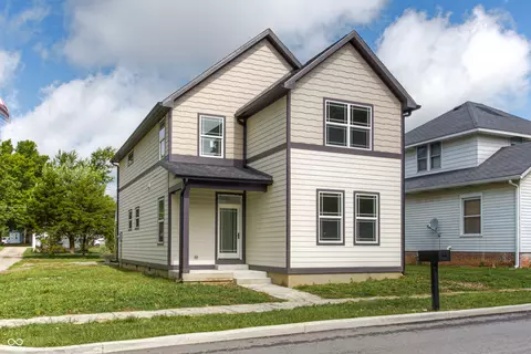 114 S Lebanon St, Jamestown, IN 46147