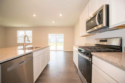Kitchen - 363 Limerick Ln, Pendleton, IN 46064 photo 5 of 5