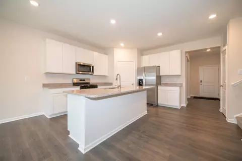 Kitchen - 363 Limerick Ln, Pendleton, IN 46064 photo 1 of 5