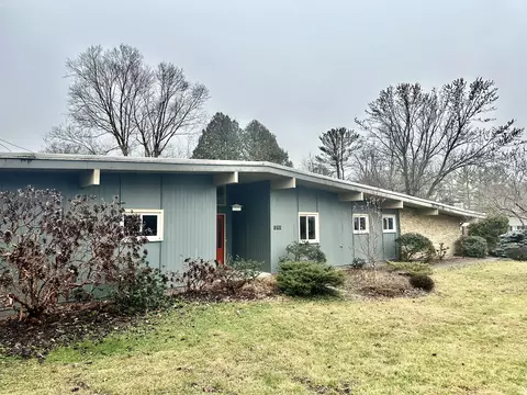 504 E Audubon Dr, Bloomington, IN 47408 photo 2