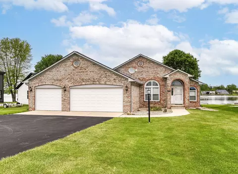 130 Patriots Lndg, Fillmore, IN 46128