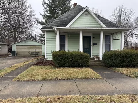 227 E Third St E, Williamsport, IN 47993