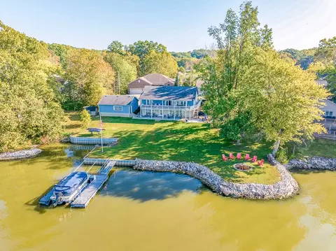 9312 N Gray Ave, Unionville, IN 47468