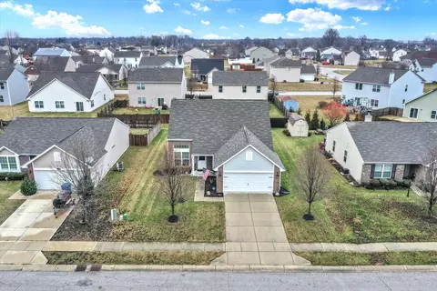 7914 Harshaw Dr, Indianapolis, IN 46239