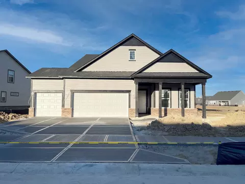 15773 Scher Dr, Westfield, IN 46074