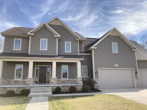 127 Westbrook Ct, Columbus, IN 47201