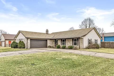 5725 Carry Back Dr, Indianapolis, IN 46237