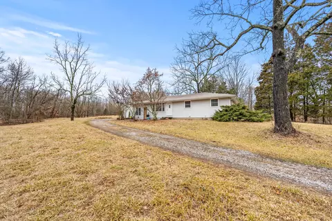 11645 W Georgetown Rd, Columbus, IN 47201