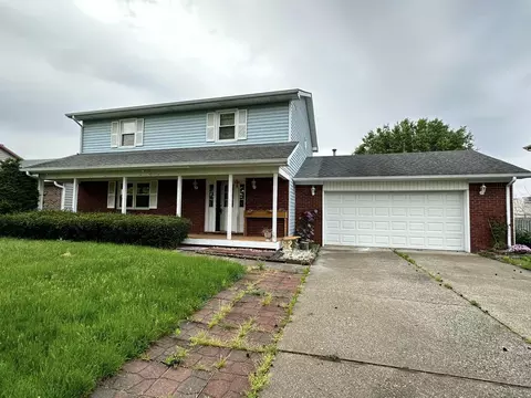4980 Brookfield Dr, Indianapolis, IN 46237