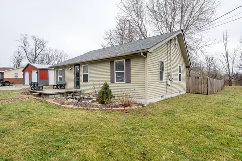 1126 Avenue E St, Greencastle, IN 46135