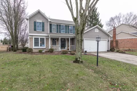 11833 Glen Cove Dr, Indianapolis, IN 46236