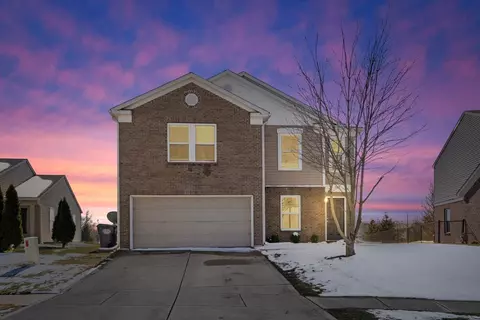 929 Shenandoah Way, Greenwood, IN 46143
