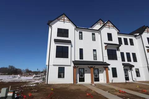 4260 Douro Trl, Westfield, IN 46062