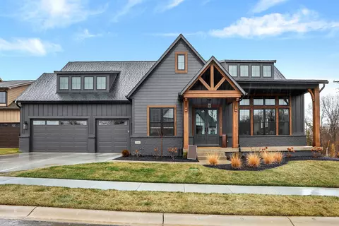 17107 Sanders Farm Cir, Westfield, IN 46074
