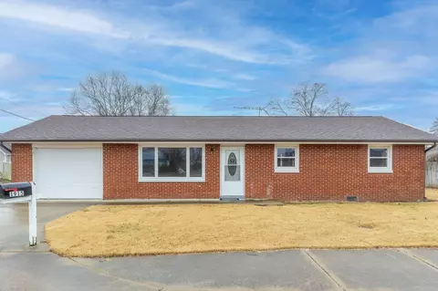 1915 Rocky Ford Rd, Columbus, IN 47203