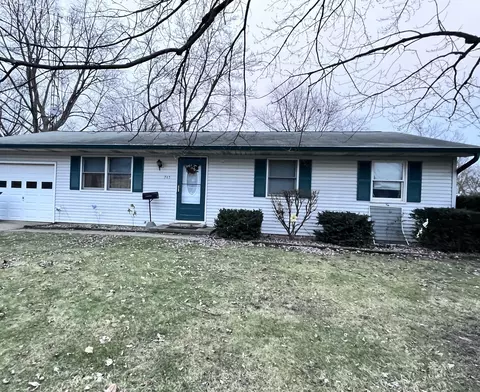 703 N Dan Patch Dr, Oxford, IN 47971