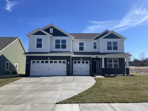 1425 Chime Ln, Greenwood, IN 46143