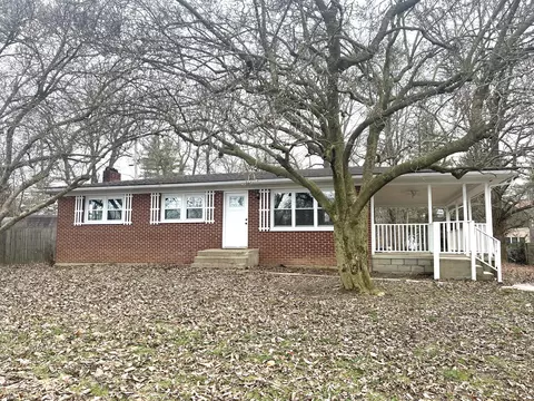 726 E Washington St, Greencastle, IN 46135