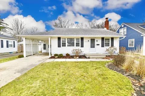 519 N 17th St, Noblesville, IN 46060