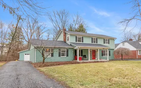 4430 Cranbrook Dr, Indianapolis, IN 46250