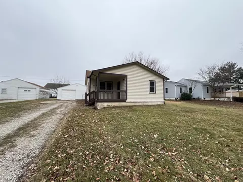 777 Macalpin St, Greenwood, IN 46143