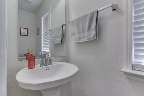 5994 Hall Rd, Plainfield, IN 46168 photo 9