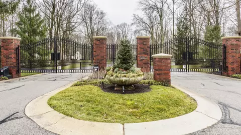 1101 Laurelwood, Carmel, IN 46032
