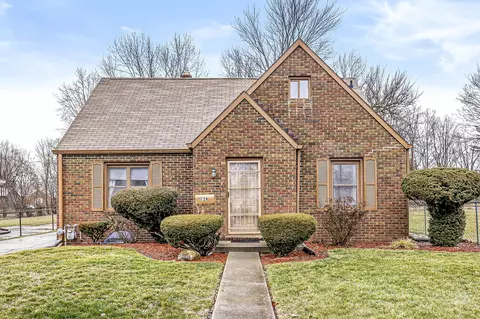 1728 W 12th St, Anderson, IN 46016