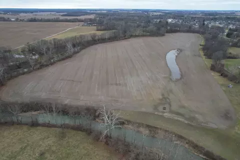 900 South, Ladoga, IN 47954