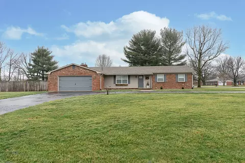 6993 Karyn Dr, Avon, IN 46123