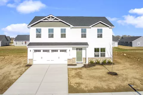 1748 Plum Brook Dr, Greenfield, IN 46140