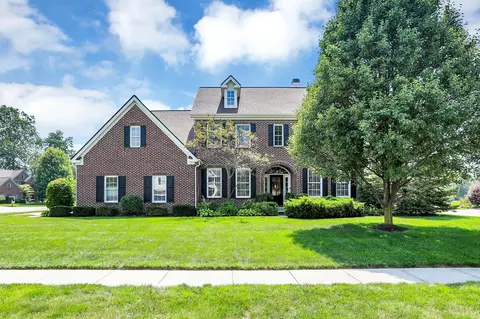 4291 Redwood Ct, Zionsville, IN 46077