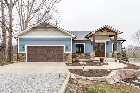 5430 S Westwood Dr, Knightstown, IN 46148