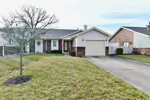 1925 Ticen Ct, Beech Grove, IN 46107